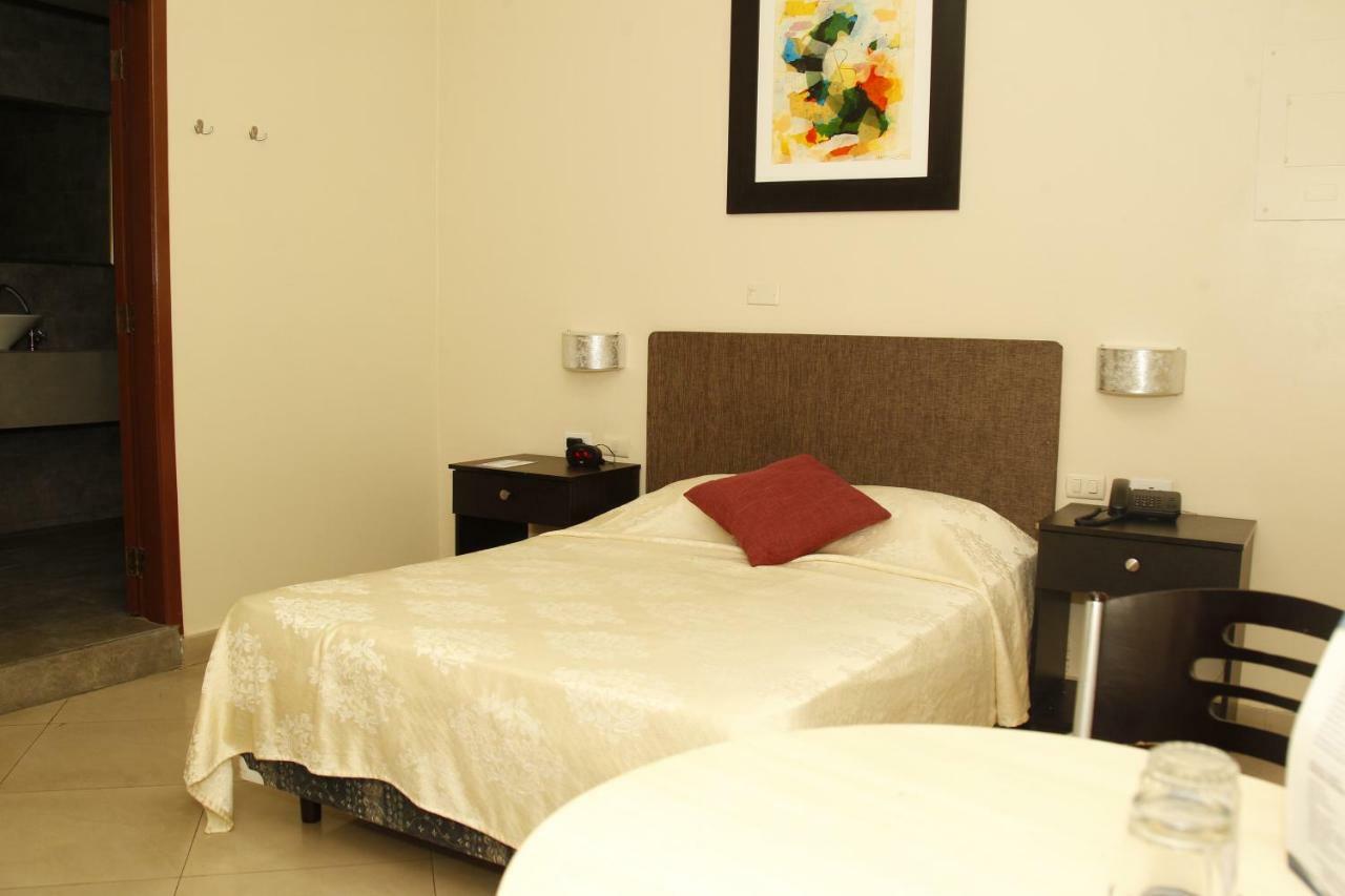 Hotel Varadero Internacional Guayaquil Exterior photo