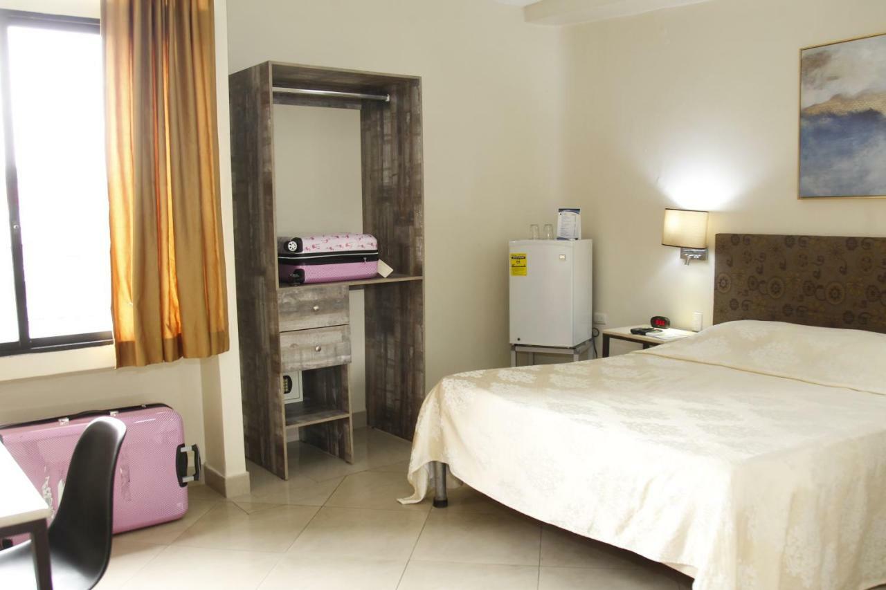 Hotel Varadero Internacional Guayaquil Exterior photo